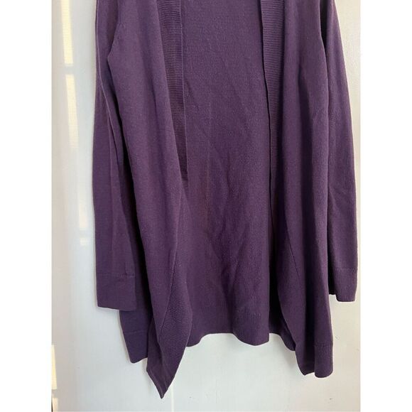 Bass GH Bass & Company Purple Sweater Cardigan Woman’s Size Medium - Picture 2 of 5